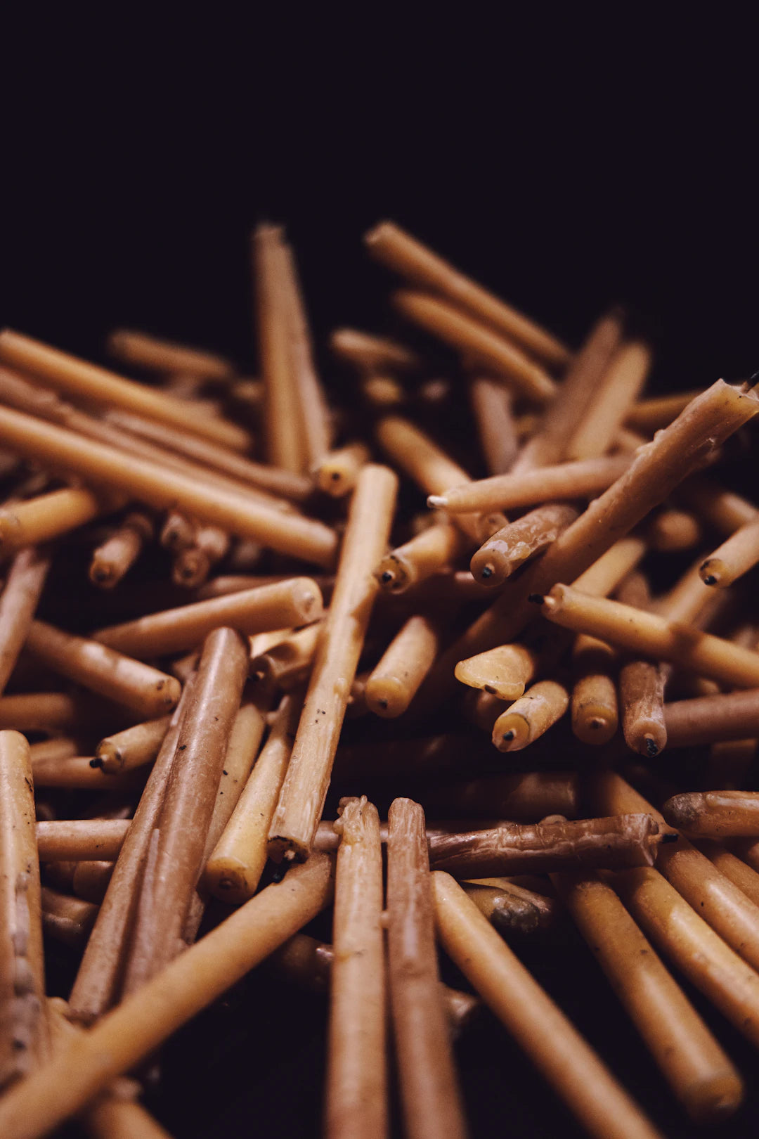 Crafting a Wickless Candle Subscription Box Keys to Success