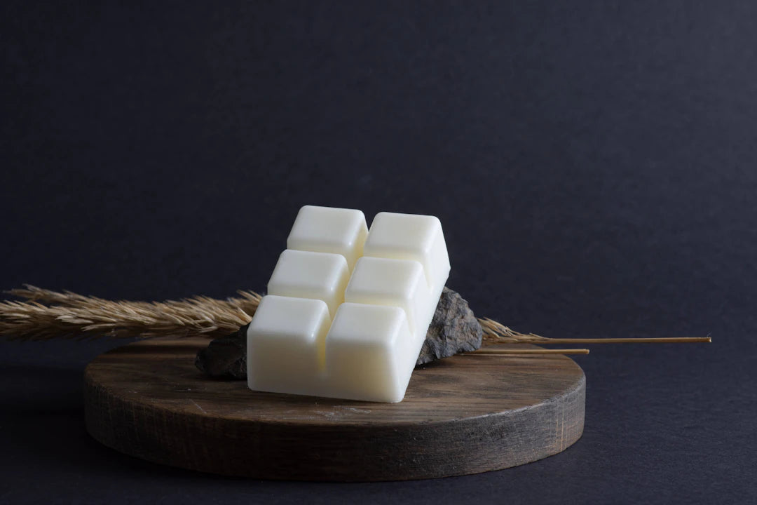 Invigorating Wickless Candle Melts for a Fresh Home