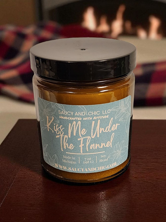 Kiss Me Under the Flannel Wickless Candle – Cozy & Romantic Fall Home Fragrance