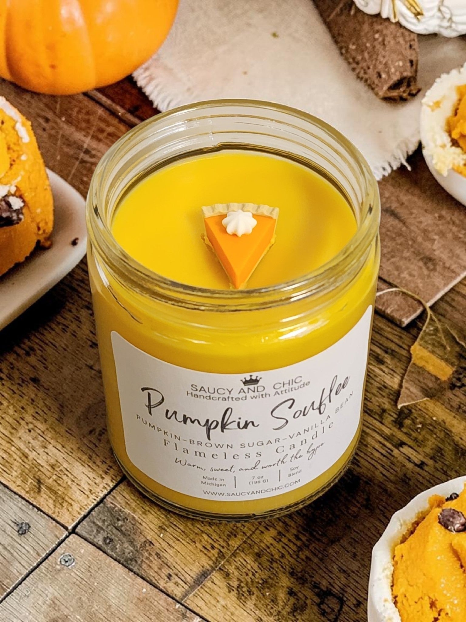 pumpkin-souffle-wickless-candle-indulge-in-cozy-autumn-aromas-saucy-and-chic