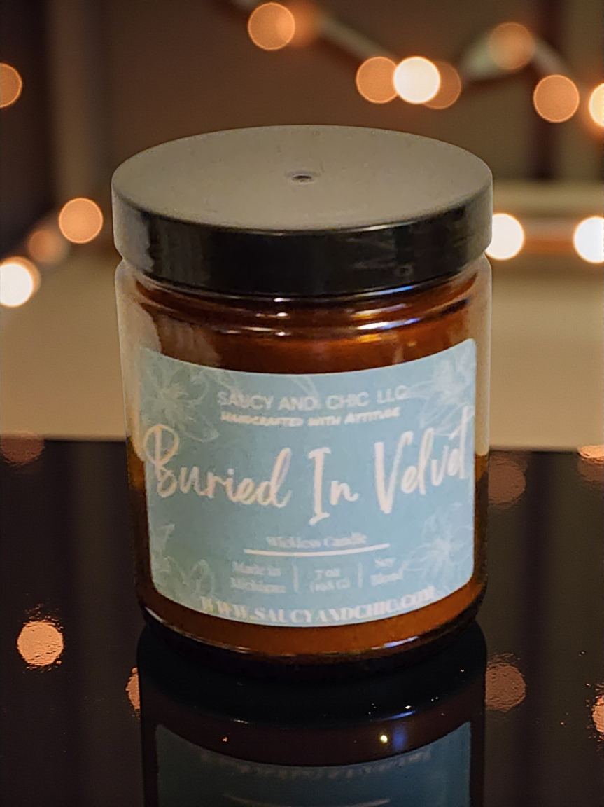 Buried in Velvet – Luxurious Wickless Candle for Cozy Nights, Sultry Vibes & Elevated Home Fragrance