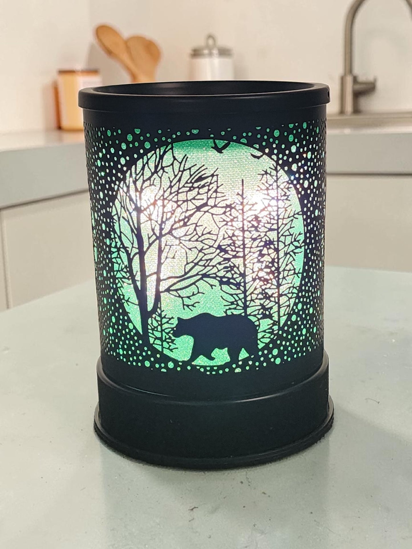 Bear in the Woods Wax Melt Warmer | Rustic Electric Candle Warmer | Woodland Forest Home Décor Wax Melt Burner | Cozy Cabin Night Light Warmer